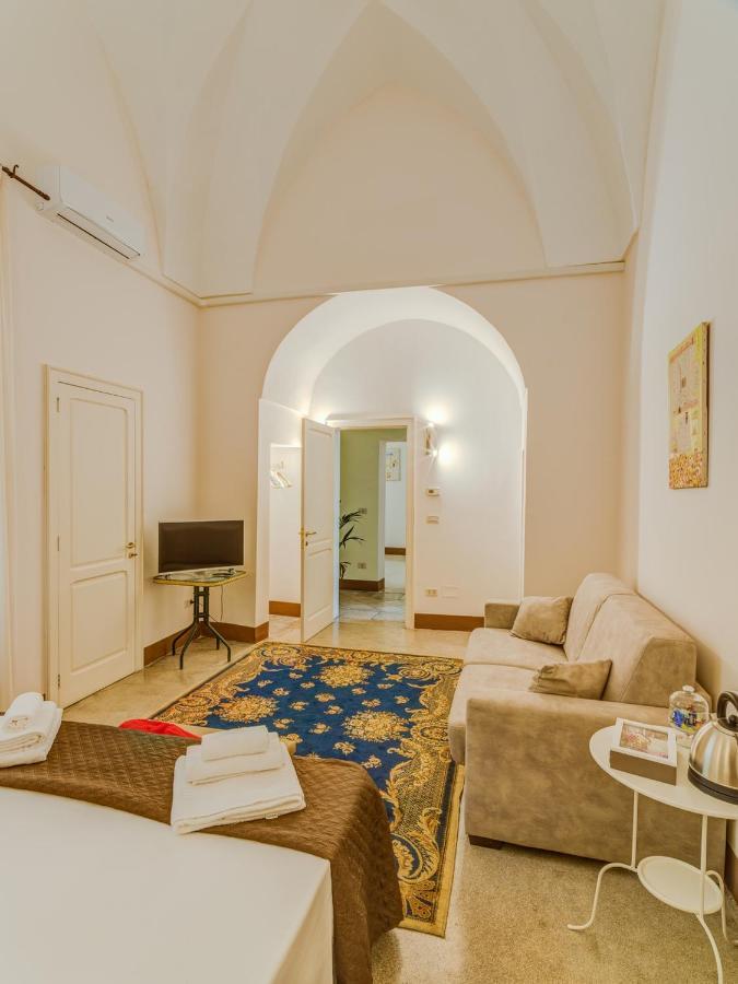 Bed and Breakfast Dimora San Leucio à Lecce Extérieur photo