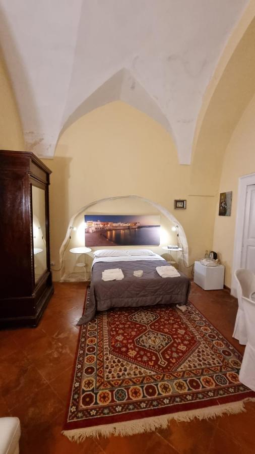 Bed and Breakfast Dimora San Leucio à Lecce Extérieur photo