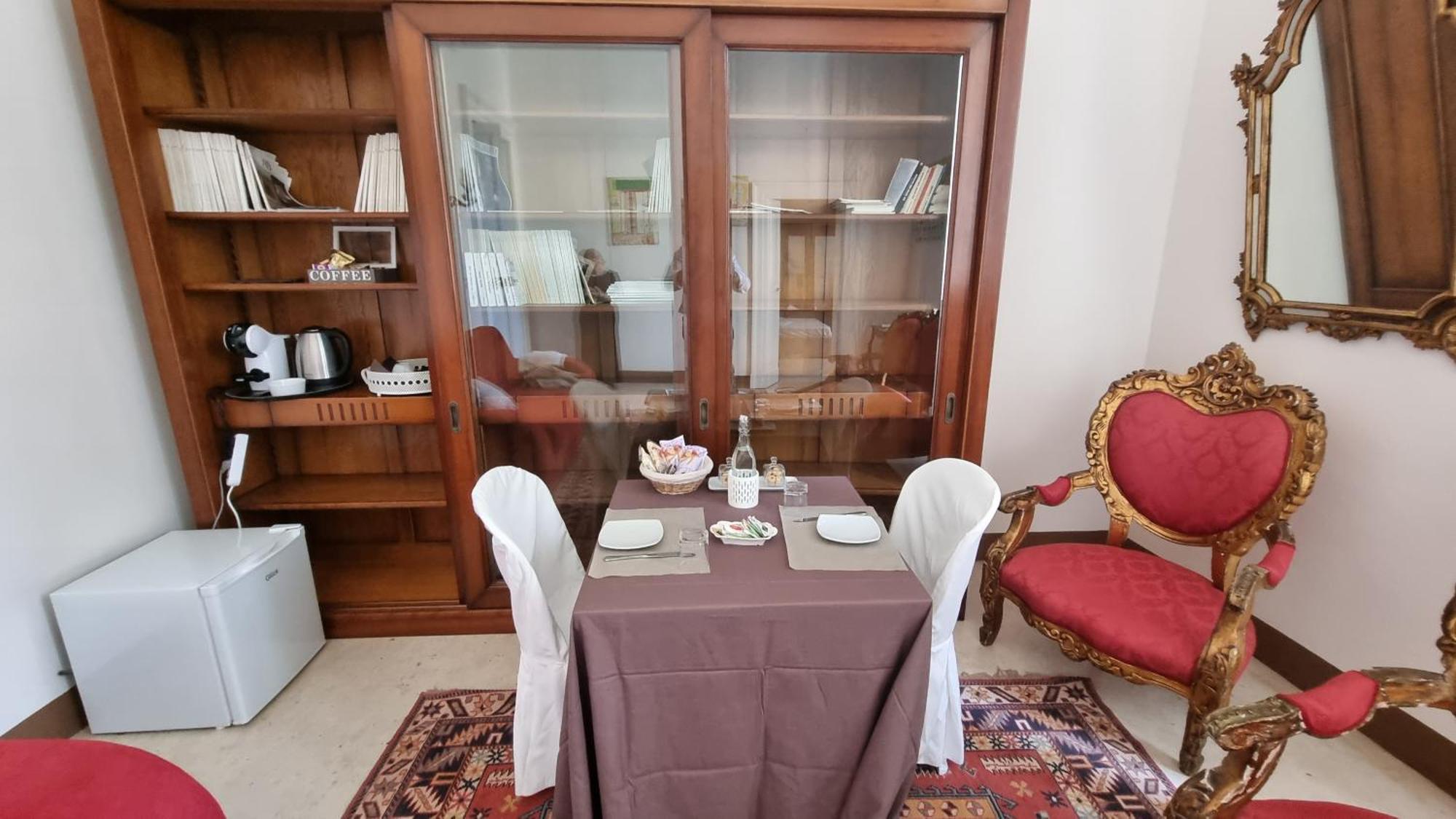 Bed and Breakfast Dimora San Leucio à Lecce Extérieur photo