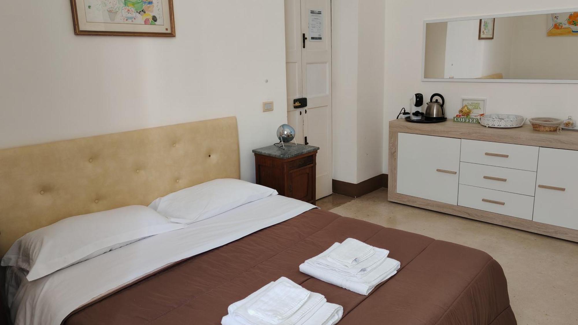 Bed and Breakfast Dimora San Leucio à Lecce Extérieur photo
